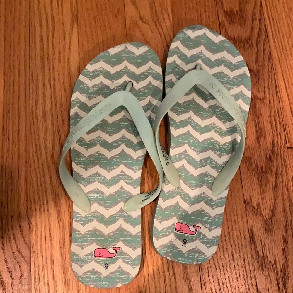 Vineyard Vines Rubber Flip Flops
